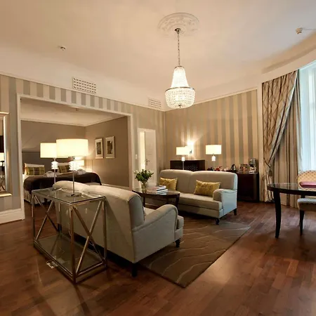Grand Hotel Oslo Esterno foto